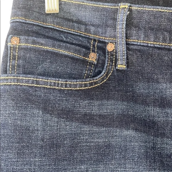 Old Navy Men's Deep Indigo Relaxed Jeans - Picture 8 of 9